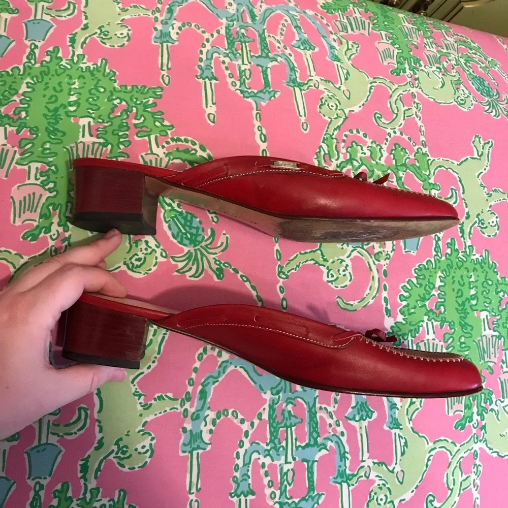 Salvatore Ferragamo red square toe Kitten Heel Mules size 9.5 - Picture 5 of 7